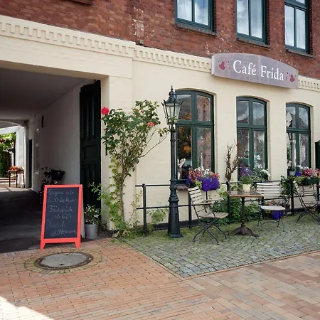 酒店 Cafe Frida 布雷茨特