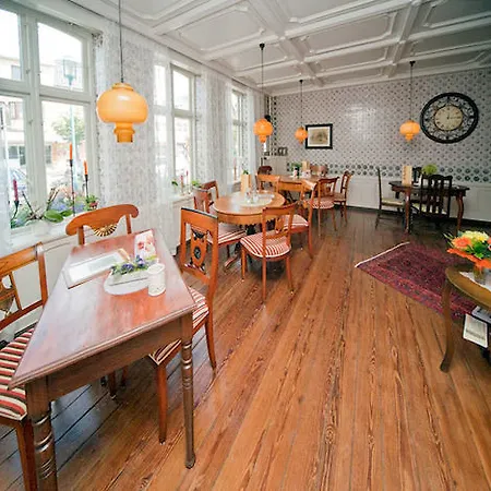 Cafe Frida 3* ברדשטאדט